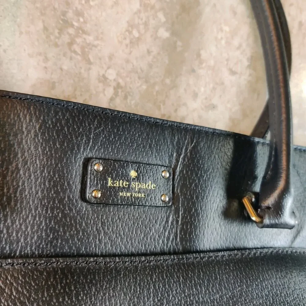 Kate Spade New York Black Leather Purse Shoulderbag RN#0102760 * Minor Flaws *